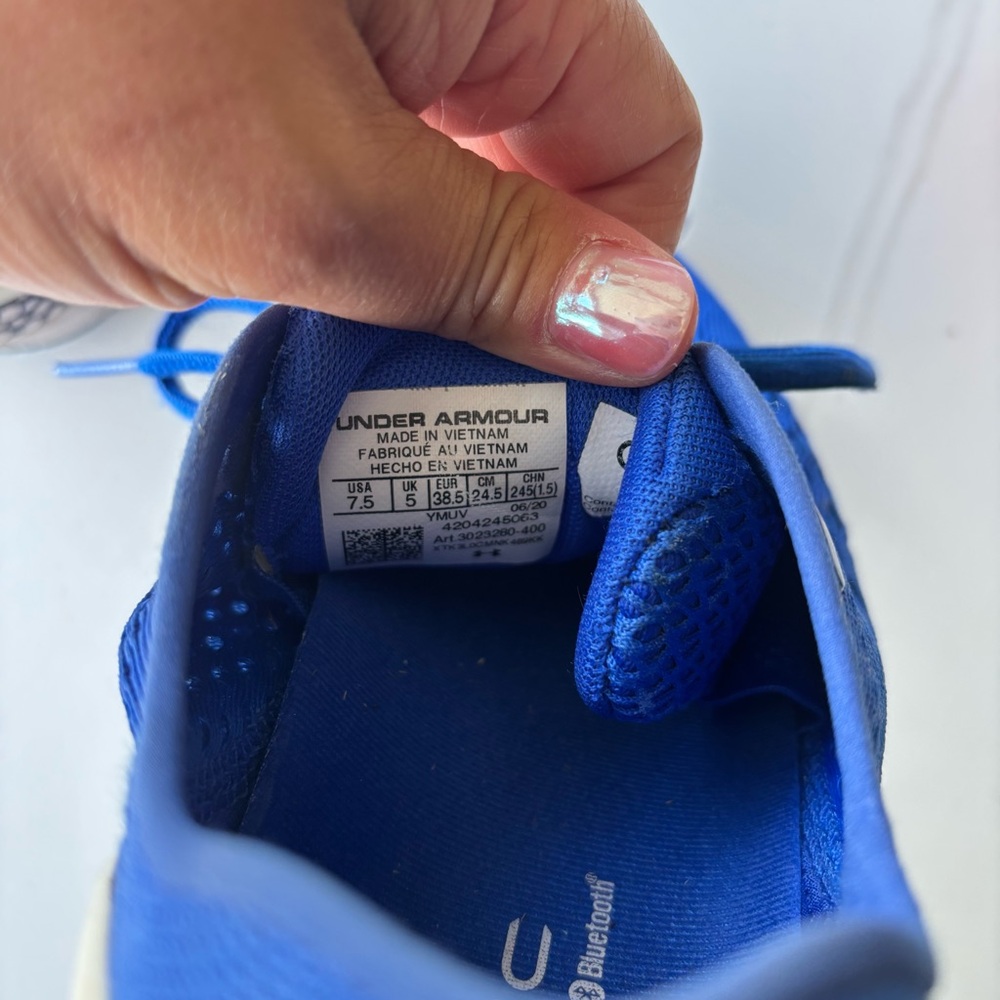 Under Armour Women's HOVR Sonic Size 7.5 Color Royal Blue - Picture 7 of 9